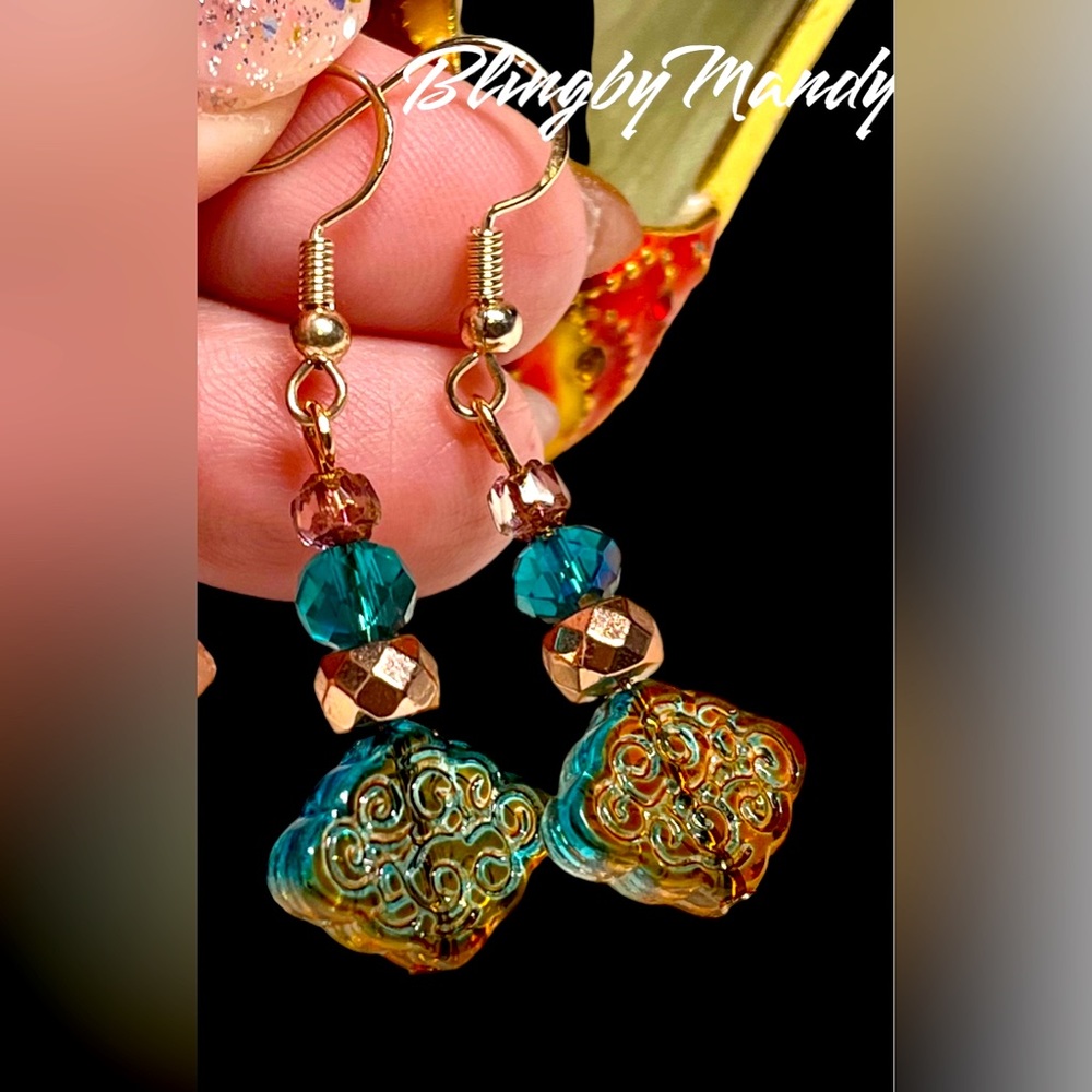 Stunning titanium Crystal and rose gold earrings